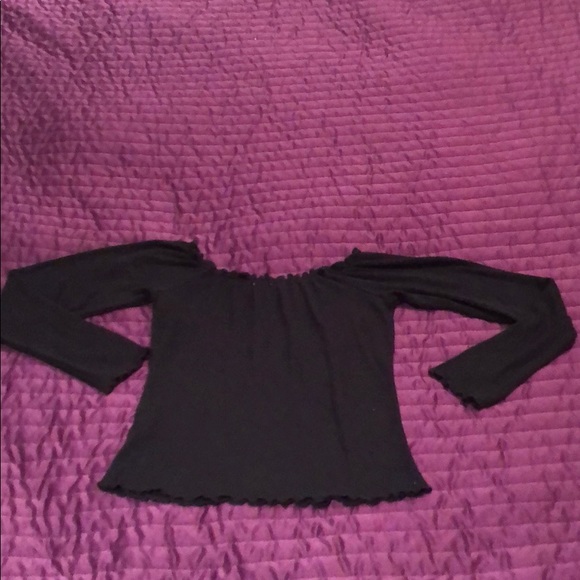 Garage off the shoulder ruffle long-sleeve tee - Picture 2 of 4